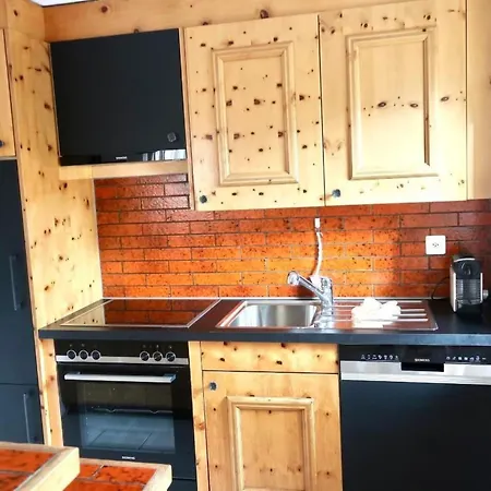 Gruen By Interhome Apartamento *